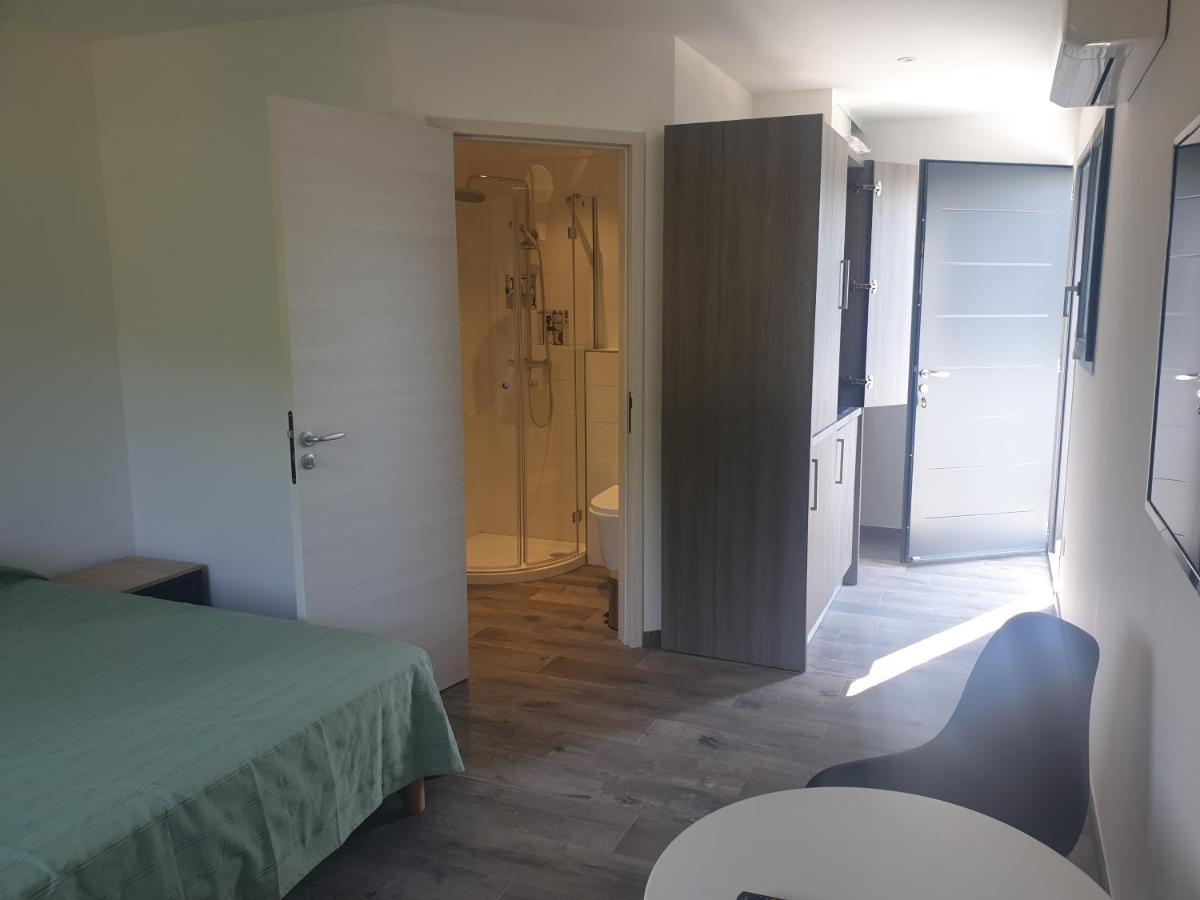 Residence Mare E Monte Favone Eksteriør bilde